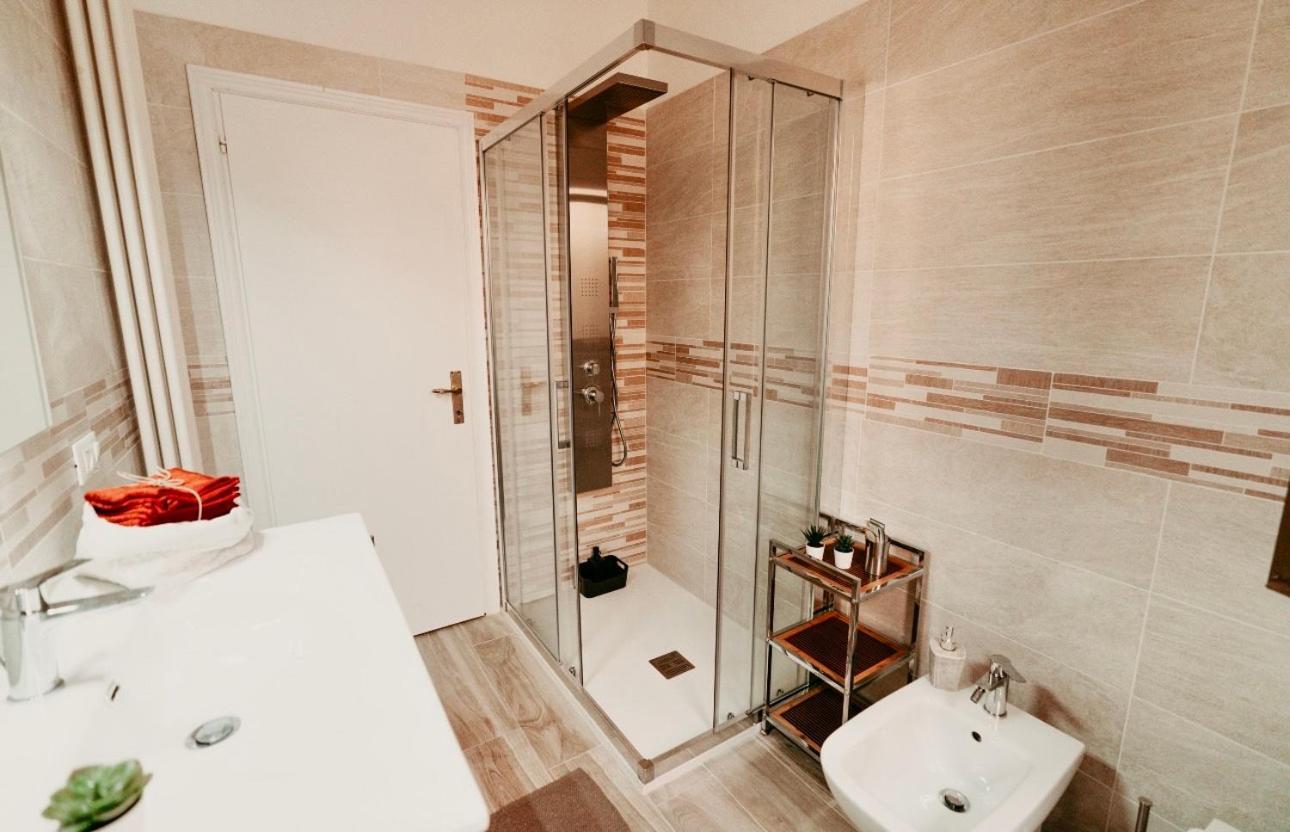Casa Vacanze Domus Pompeo Rávena Exterior foto